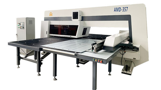 Hydraulic CNC Turret Punching Press Machine For Metal Sheet