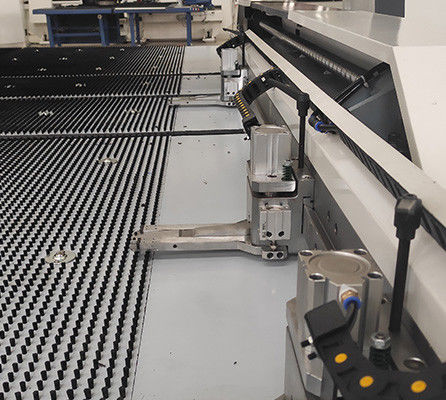 Servo Type Cnc Turret Punch Press Tapping Machine